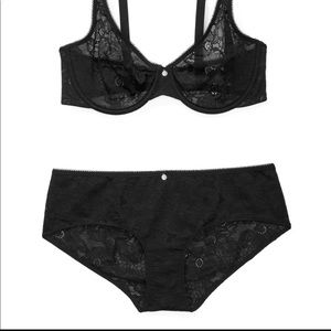 Brand New - Celestine Unlined Black lace set